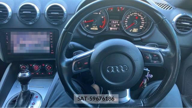Audi TT 2009-05 8282229-16