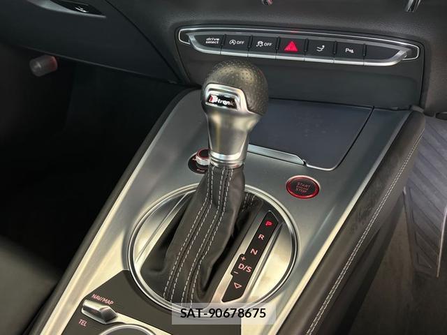 Audi TTS 2021-04 8280417-12