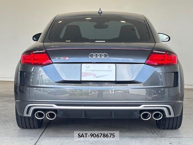 Audi TTS 2021-04 8280417-17