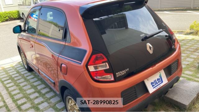 Renault TWINGO 2017-11 8280649-13