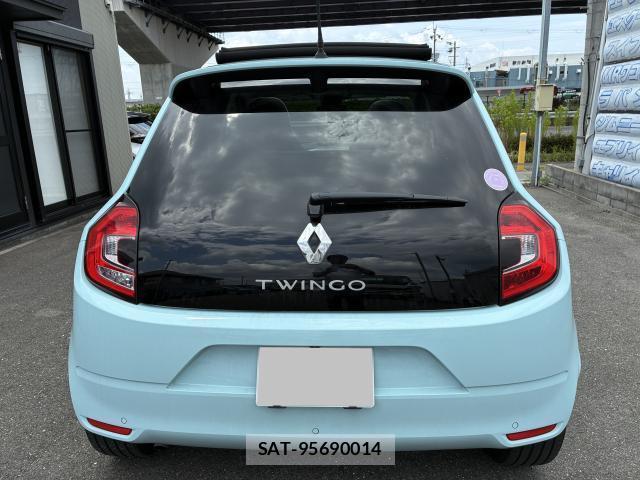 Renault TWINGO 2023-11 8282762-14