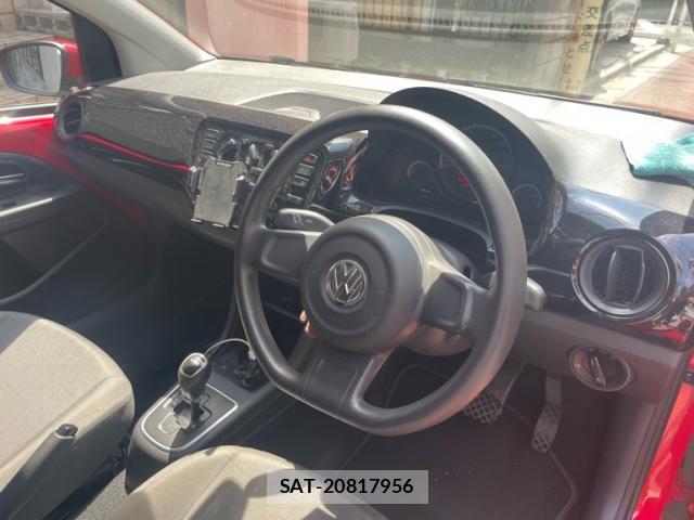 VolksWagen UP! 2012-10 8280012-11
