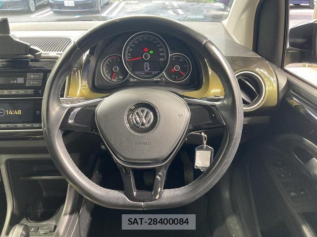 VolksWagen UP! 2018-09 8283837-2
