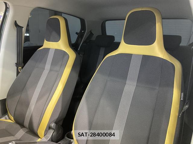 VolksWagen UP! 2018-09 8283837-6