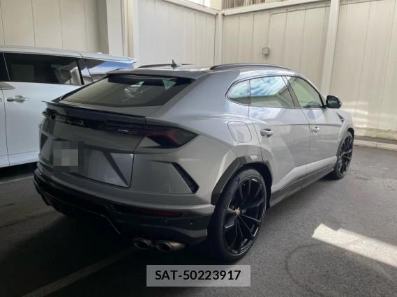 Lamborghini URUS 2019-11 8280870-12