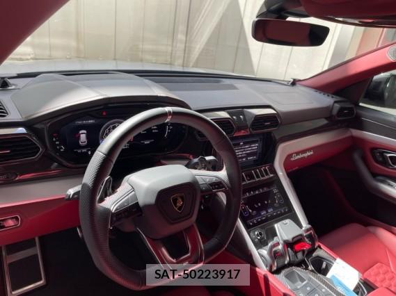 Lamborghini URUS 2019-11 8280870-2