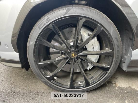 Lamborghini URUS 2019-11 8280870-8