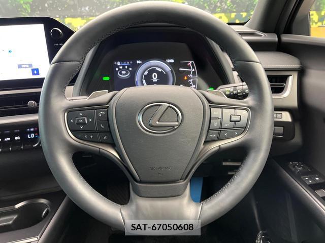 Lexus UX 2023-08 8279806-10