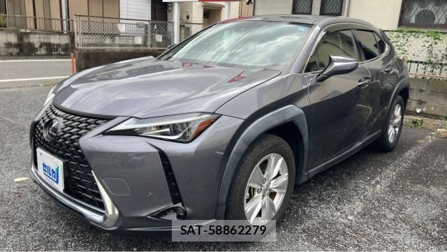 Lexus UX 2021-06 8281324-11