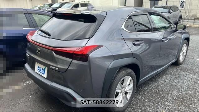 Lexus UX 2021-06 8281324-13