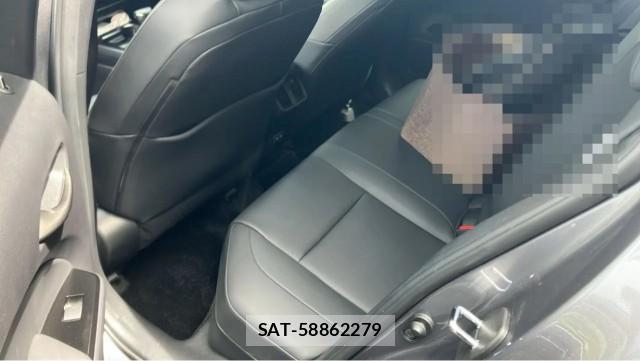 Lexus UX 2021-06 8281324-6
