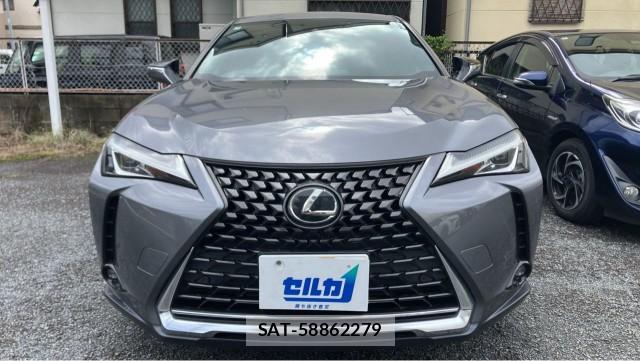 Lexus UX 2021-06 8281324-9