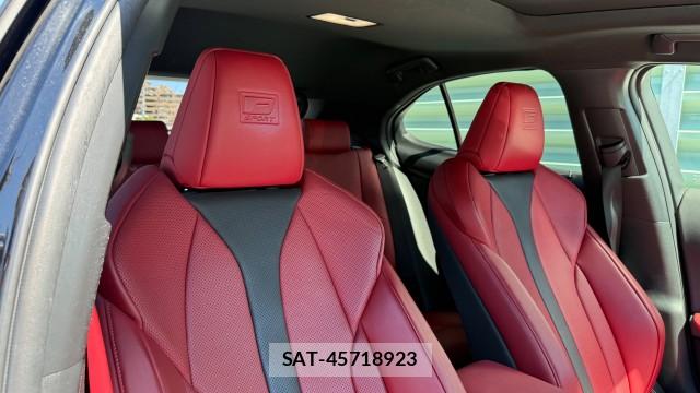 Lexus UX 2018-11 8281632-4