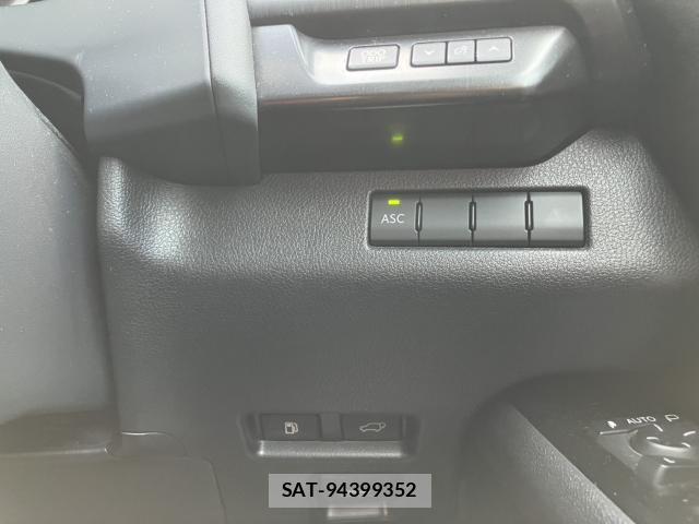 Lexus UX 2021-11 8282535-11