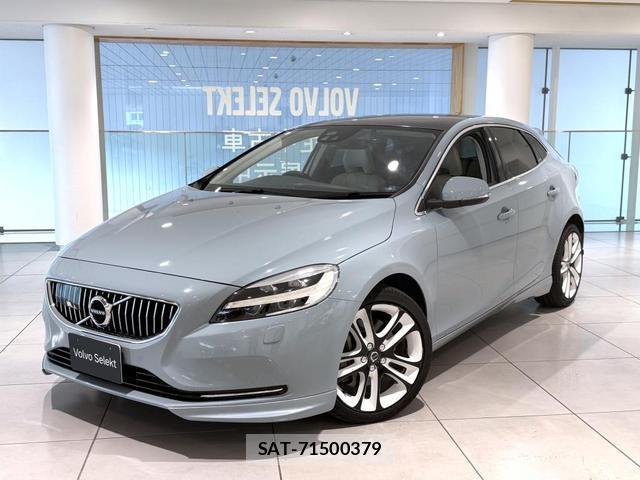 Volvo V40 2020-07 8277681-0