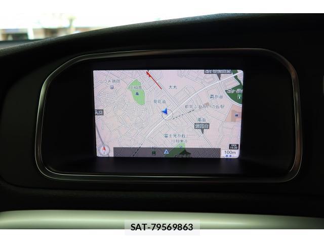 Volvo V40 2018-12 8277703-13
