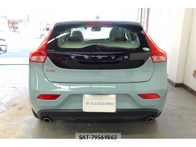 Volvo V40 2018-12 8277703-6