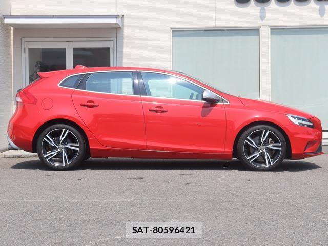 Volvo V40 2020-01 8279241-6