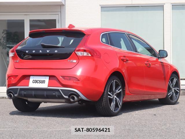 Volvo V40 2020-01 8279241-7