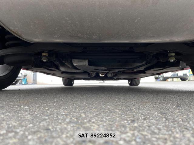 Volvo V40 2016-11 8279260-17