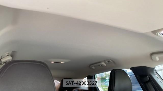 Volvo V40 2015-12 8282347-15