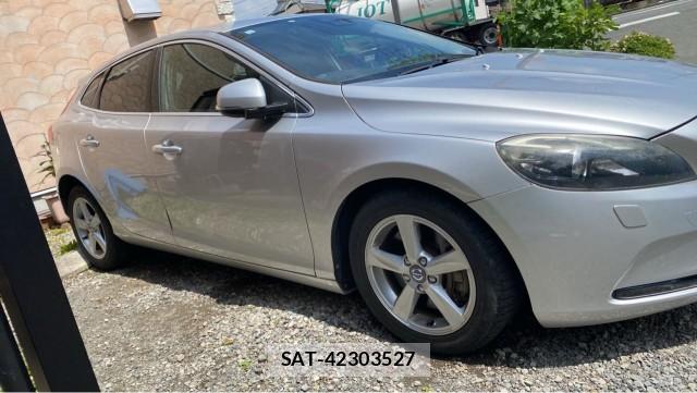 Volvo V40 2015-12 8282347-3