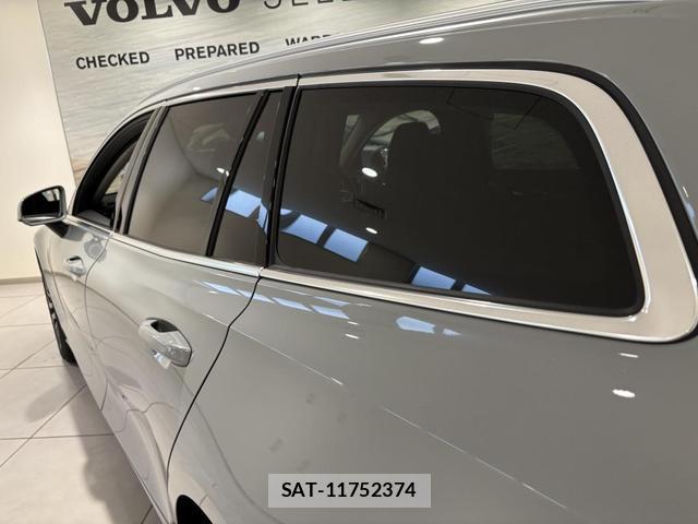 Volvo V60 2025-12 8277679-4