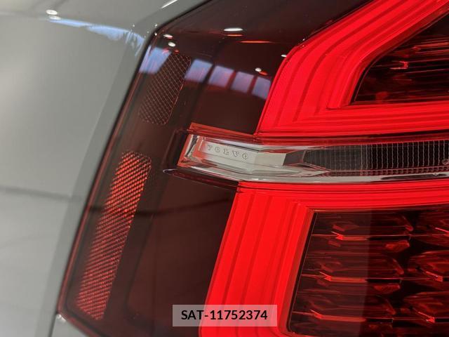 Volvo V60 2025-12 8277679-5