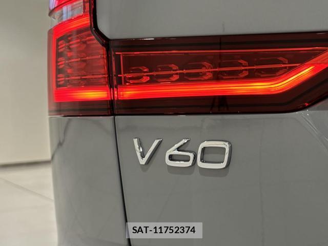 Volvo V60 2025-12 8277679-7
