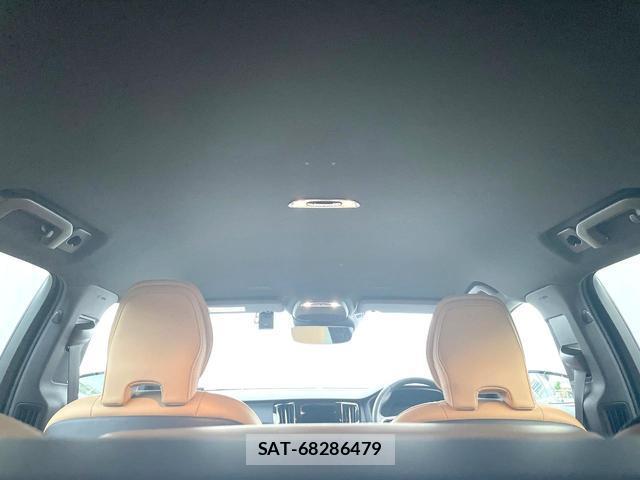 Volvo V60 2021-07 8278788-12