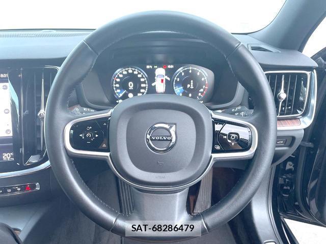 Volvo V60 2021-07 8278788-9