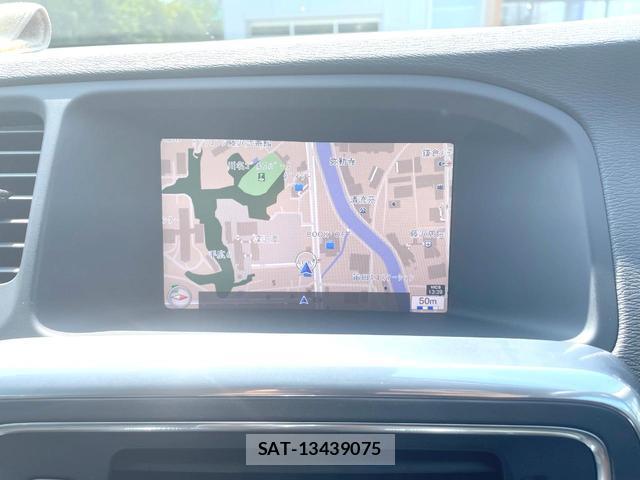 Volvo V60 2018-09 8278789-5