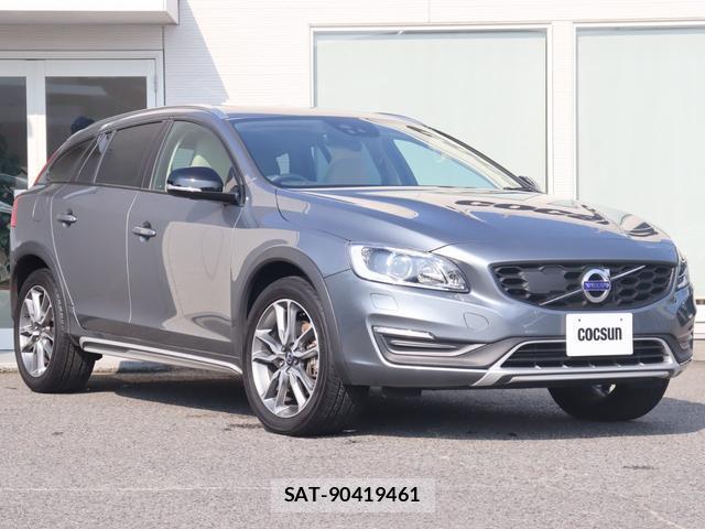 Volvo V60 2018-08 8279240-5