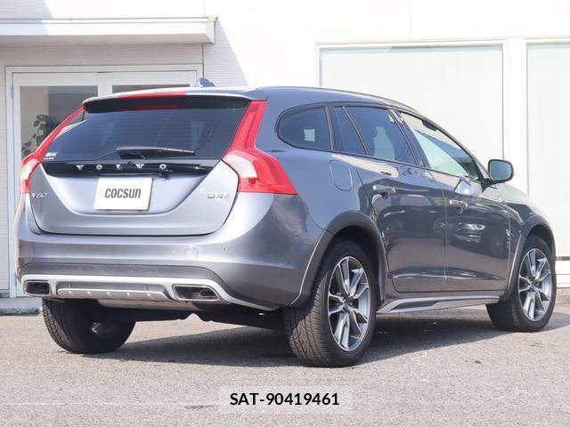 Volvo V60 2018-08 8279240-7