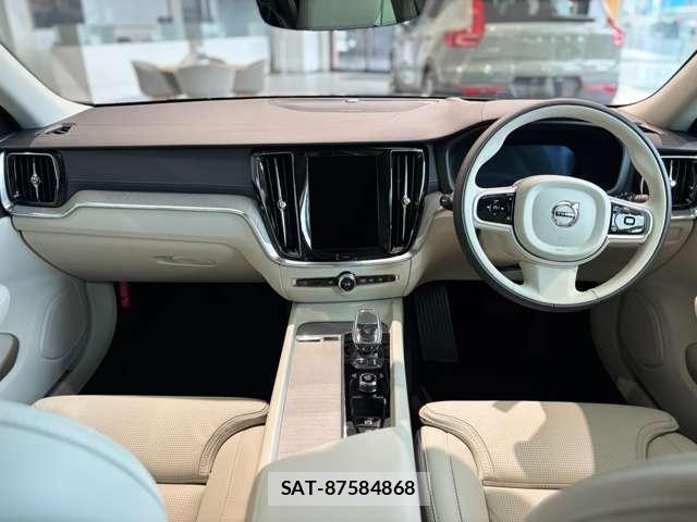 Volvo V60 2026-03 8280032-4