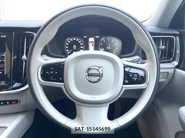 Volvo V60 2021-12 8280438-9