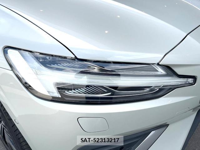 Volvo V60 2021-06 8280441-14