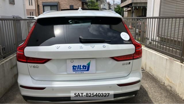 Volvo V60 2023-03 8280470-1