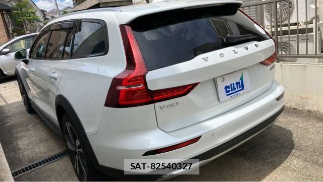 Volvo V60 2023-03 8280470-13