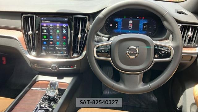Volvo V60 2023-03 8280470-16
