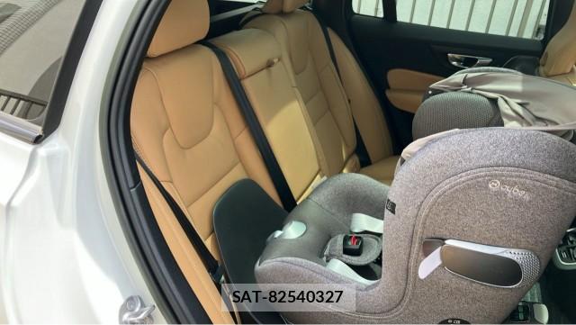 Volvo V60 2023-03 8280470-6