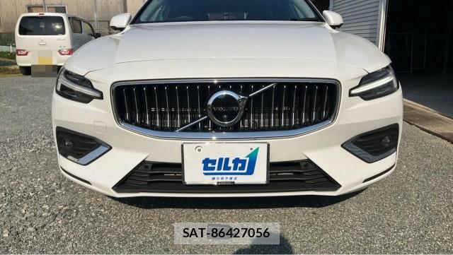 Volvo V60 2023-07 8280935-9