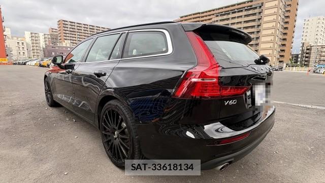 Volvo V60 2021-11 8281527-12