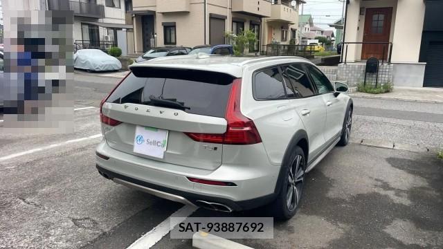 Volvo V60 2019-03 8281787-12