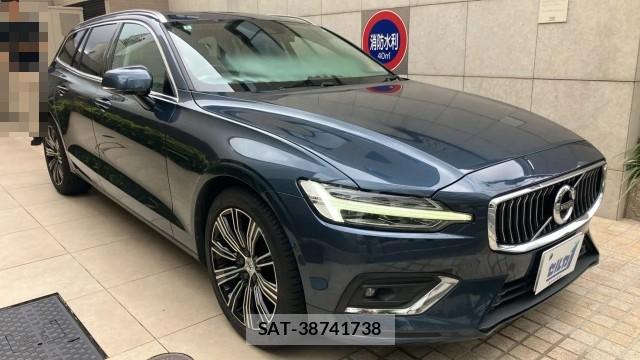Volvo V60 2018-10 8281872-11
