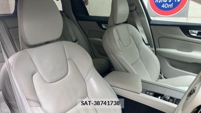 Volvo V60 2018-10 8281872-5