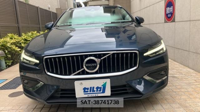 Volvo V60 2018-10 8281872-9