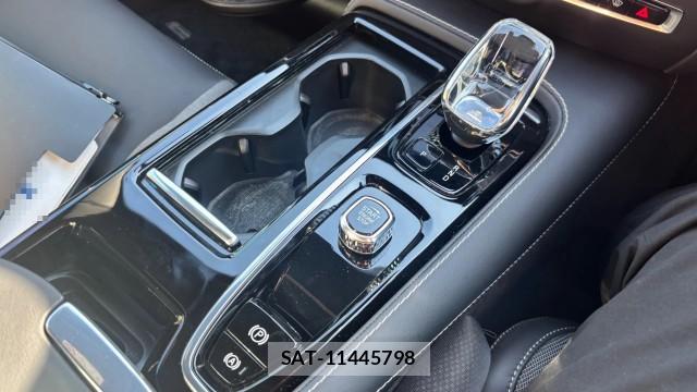 Volvo V60 2023-06 8282245-14