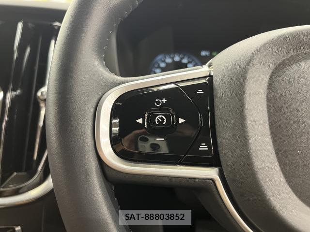 Volvo V60 2022-05 8283956-11