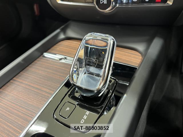 Volvo V60 2022-05 8283956-16
